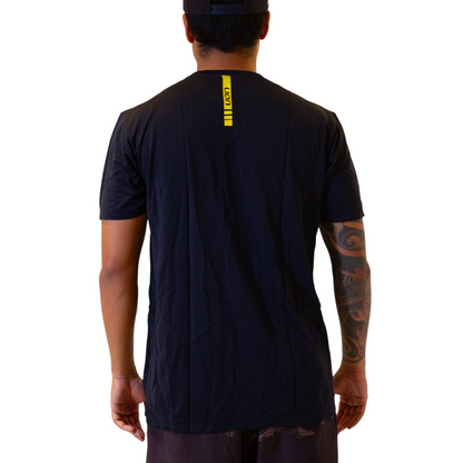 Camiseta Lion Brand Masculina DryFit Estampa Amarela